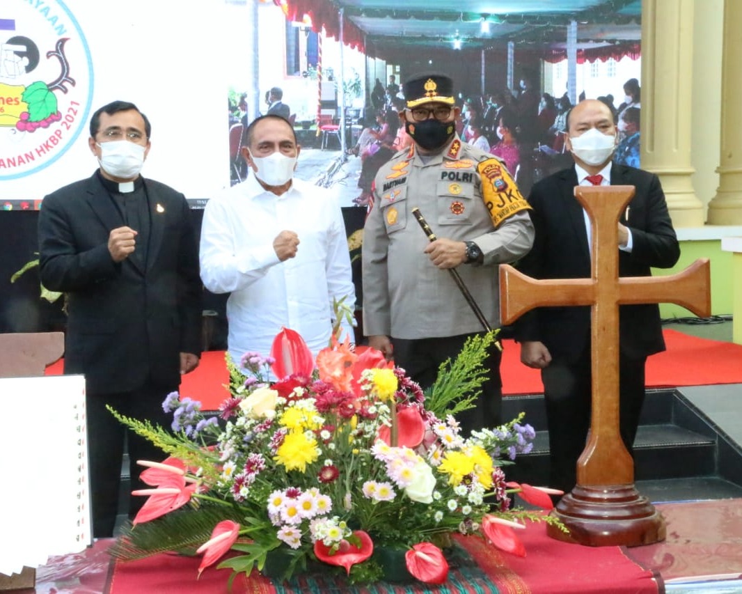 Bupati Taput Hadiri Acara Syukuran Awal Tahun 2021 HKBP di Pearaja Tarutung