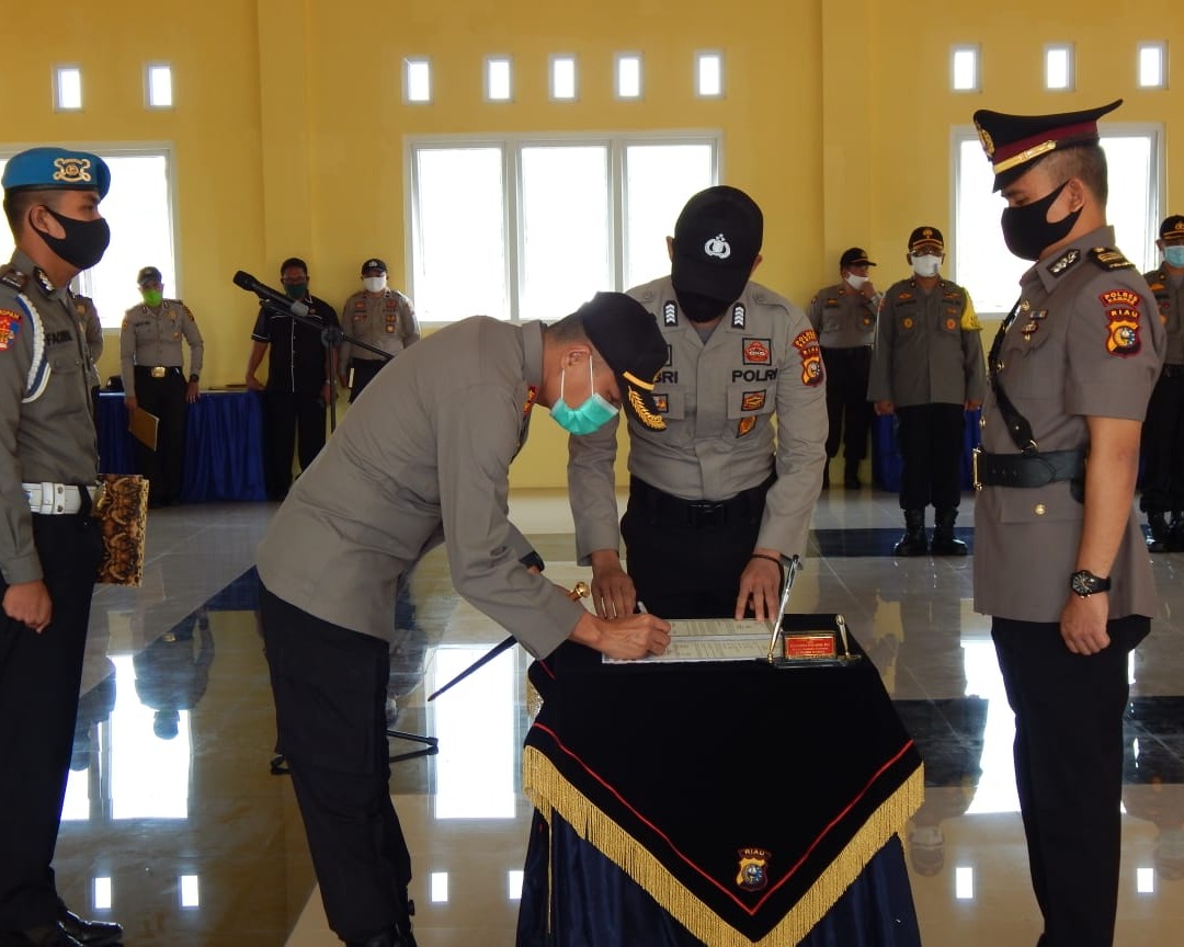 AKP Rachmat Muchamad Salihi Resmi Menjabat Kabag Ops Polres Kampar