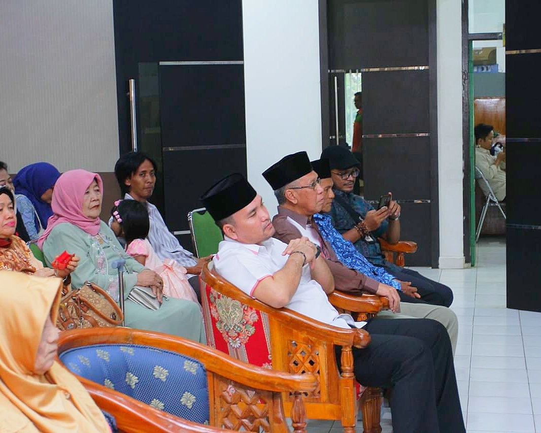 Wabup Muba Beni Hernedi Hadiri Ujian Disertasi Arkeolog Senior Sumsel