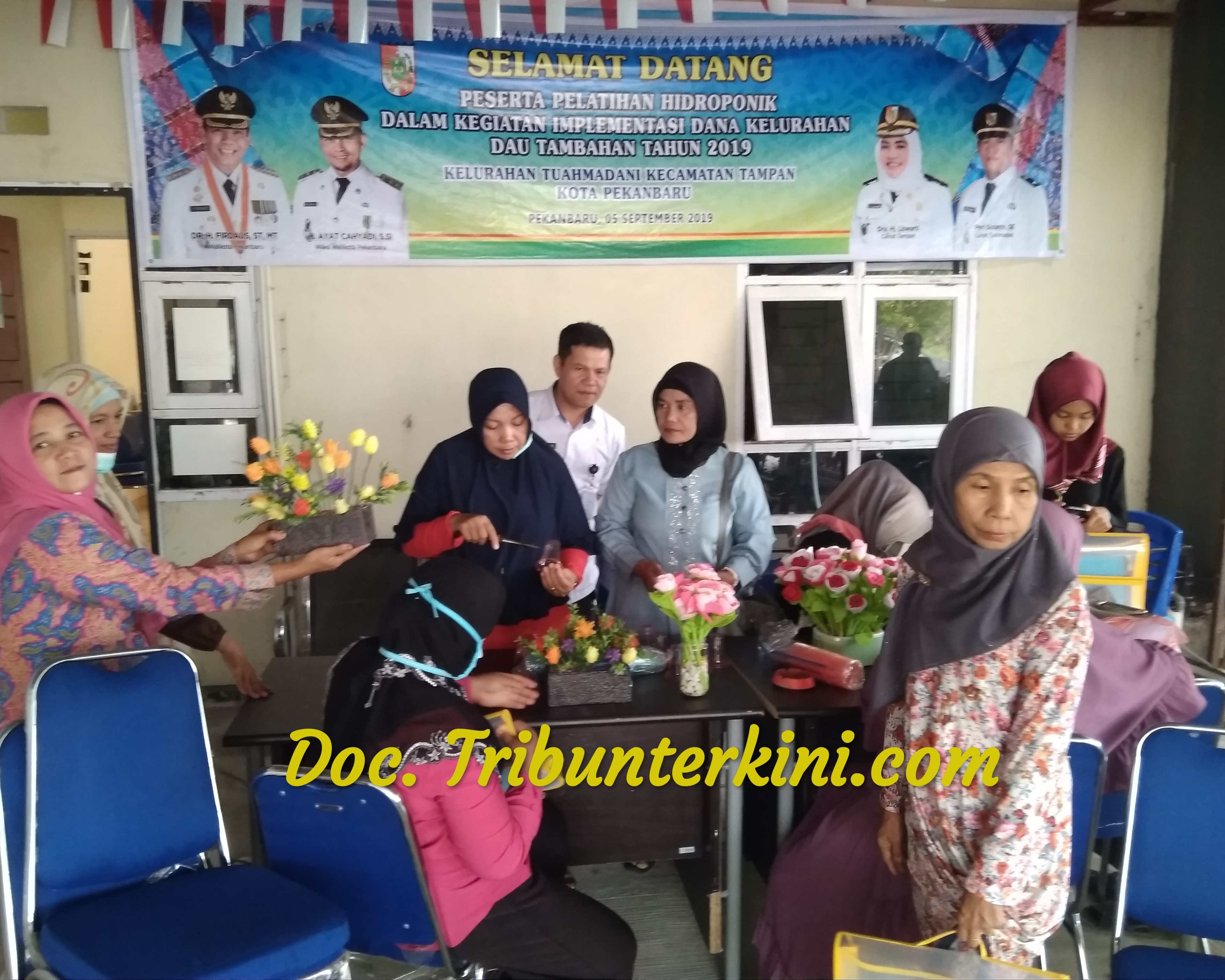 Kelurahan Tuahmadani Laksanakan Kegiatan Pelatihan Hidroponik