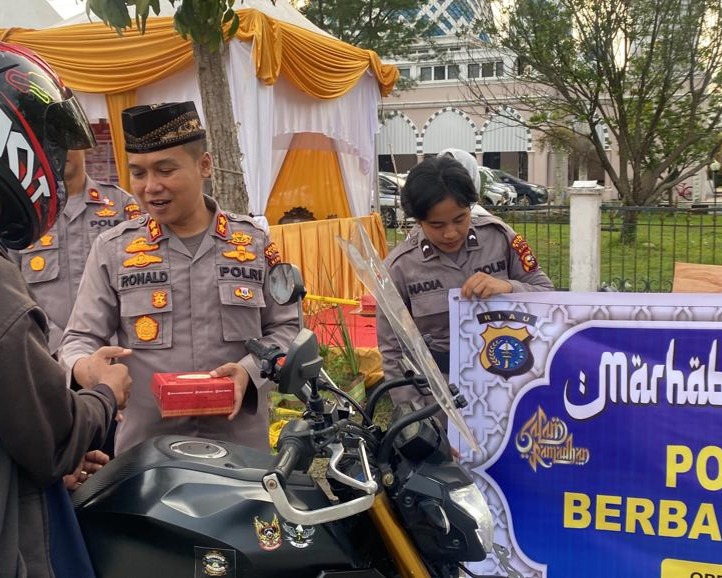 Melatih Semangat dan Motivasi Saling Berbagai Selama Bulan Suci Ramadhan 1444 H/2023 M, Polres Siak Gelar 'Serbu Iman'