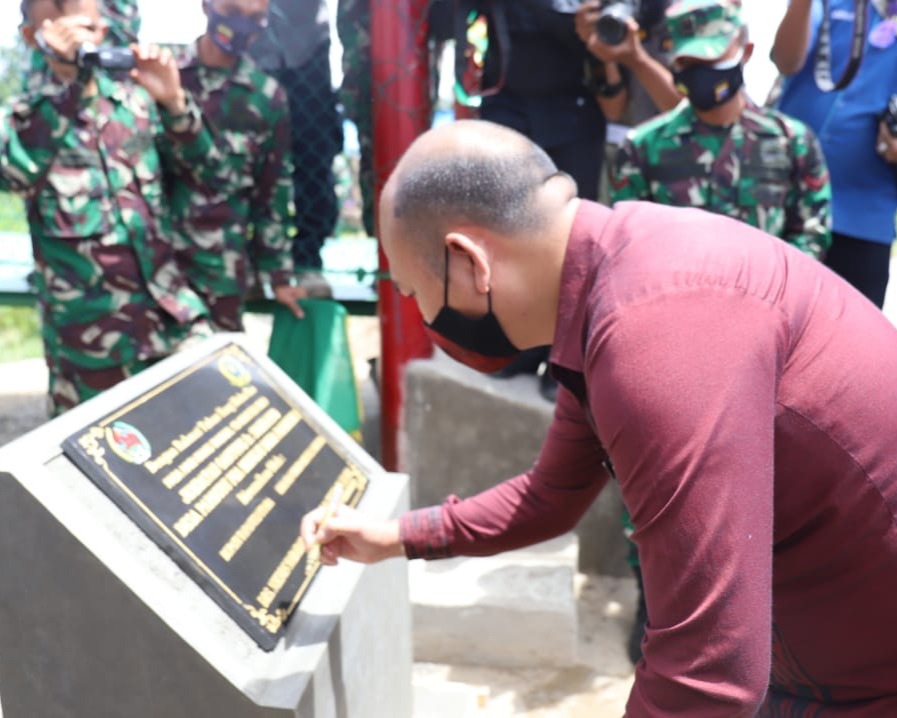 Bupati Taput Hadiri Peresmian Jembatan Gantung Ir. Soekarno Desa Parbubu Pea menuju Desa Parbubu I Kecamatan Tarutung