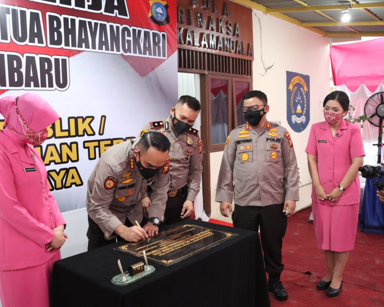 Kapolresta Pekanbaru Gelar Kunker Sekaligus Peresmian Ruang Pelayanan Terpadu Polsek Tenayan Raya