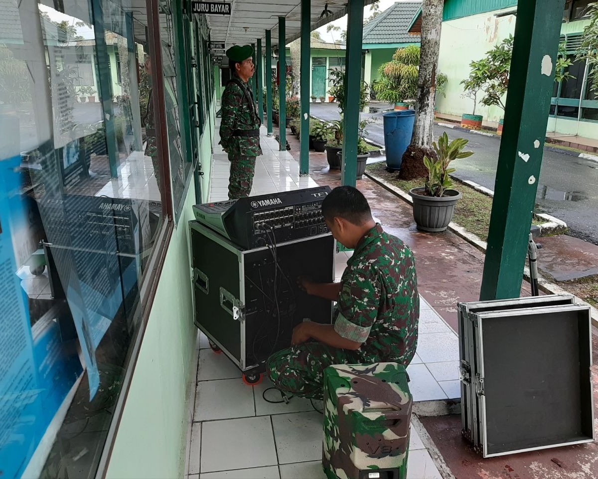 Kodim 0301/Pekanbaru Melaksanakan Kegiatan Upacara Minggu Militer